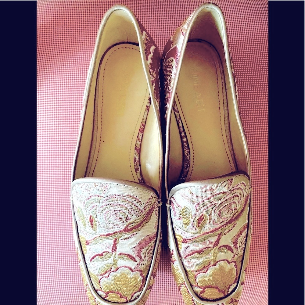 Nine West  Flats